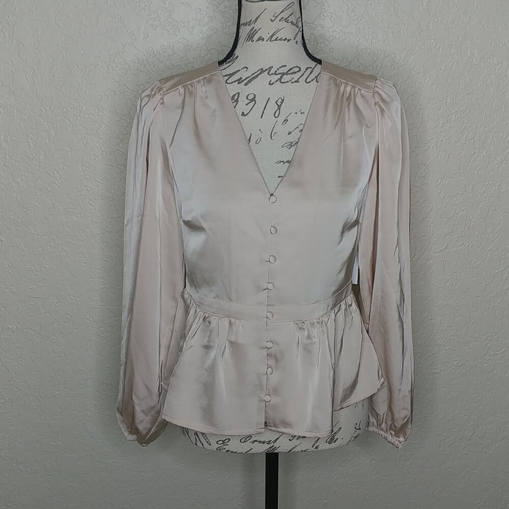 Old Navy Long Sleeve Top Champagne Size S